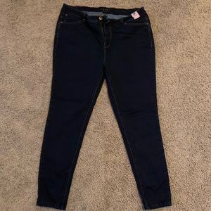 Curve appeal size 18W skinny jeans